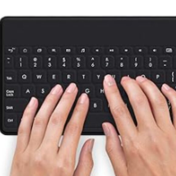 Logitech Keys-To-Go Super-Slim, Super-Light Bluetooth Keyboard - iPhone, iPad - Picture 6 of 6